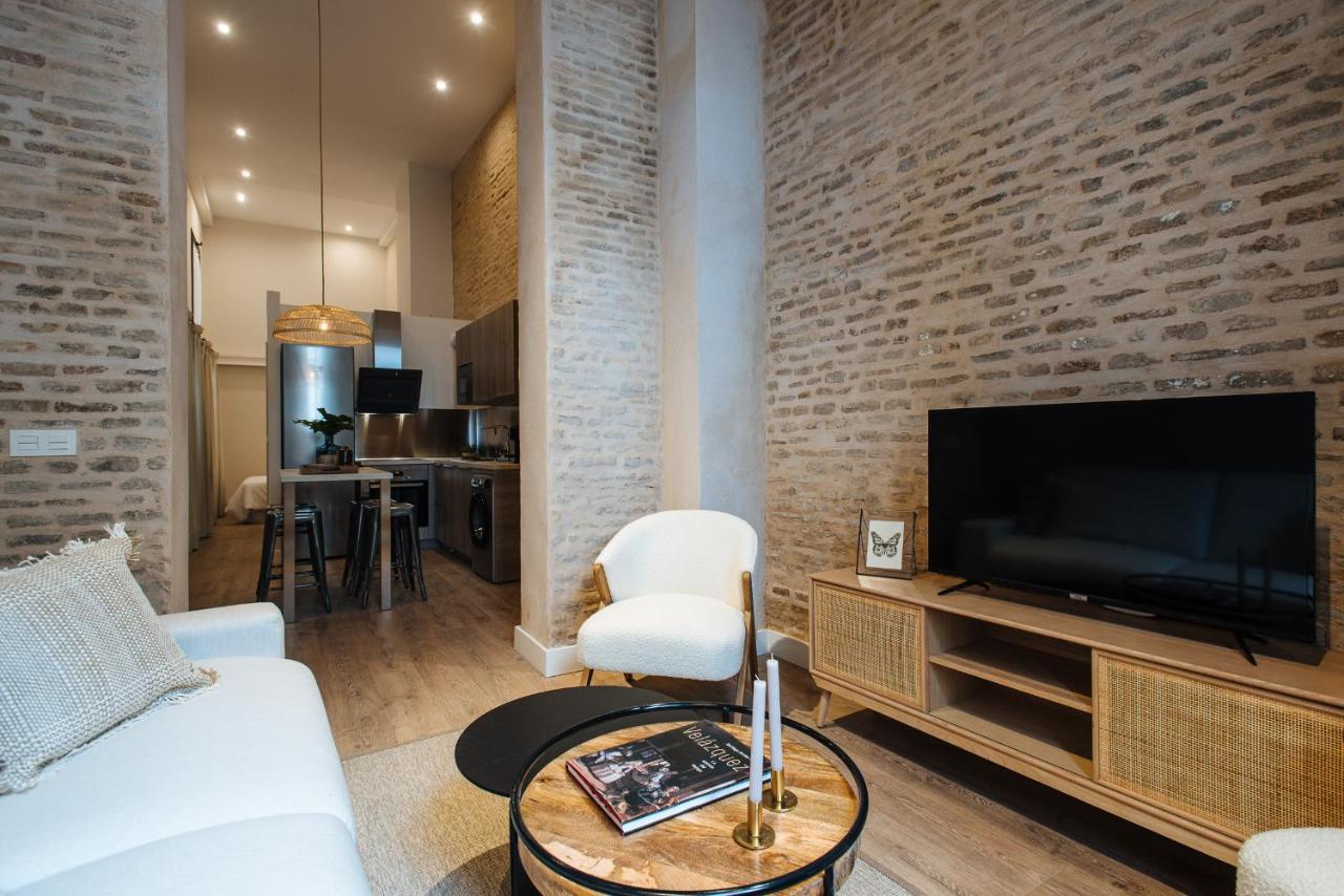 La Silleria De Triana By Magno Apartments Sevilla Bagian luar foto