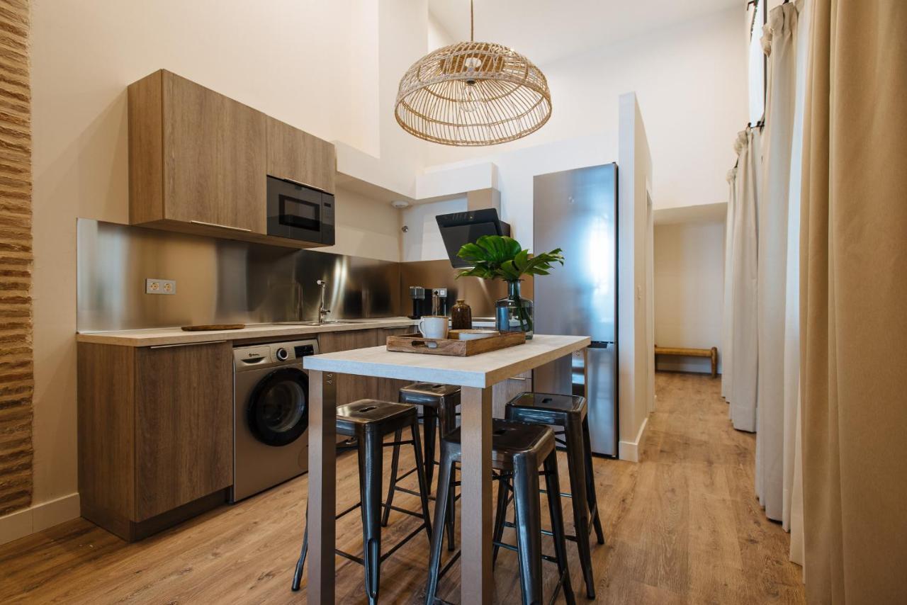 La Silleria De Triana By Magno Apartments Sevilla Bagian luar foto