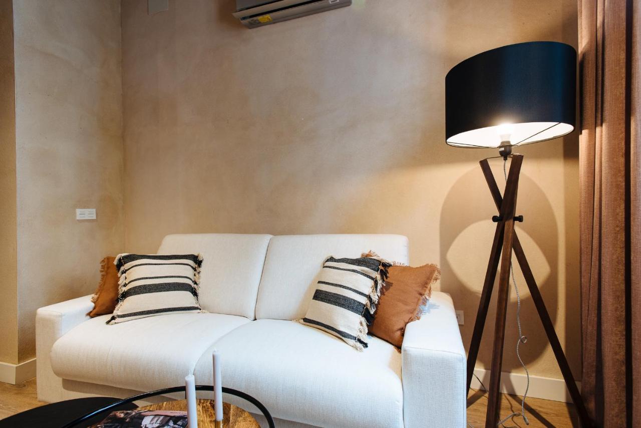 La Silleria De Triana By Magno Apartments Sevilla Bagian luar foto