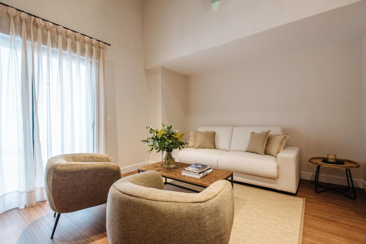 La Silleria De Triana By Magno Apartments Sevilla Bagian luar foto